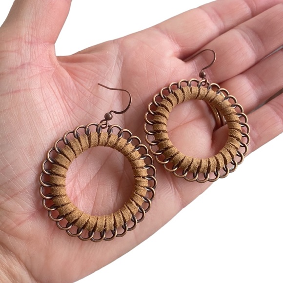 Faux Suede Boho Threaded Drop Hoop Earrings - Picture 5 of 5